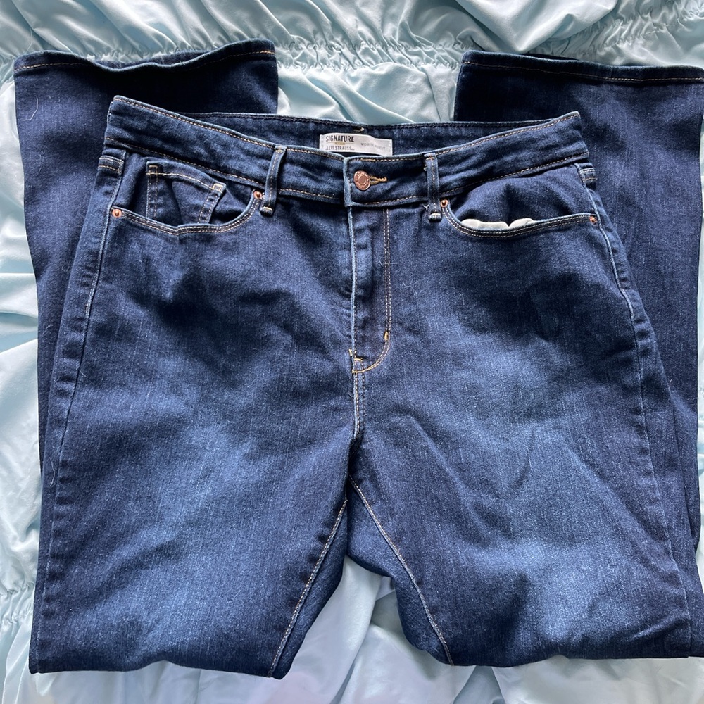 Signature by Levi Strauss Dark Blue mid rise bootcut Jeans